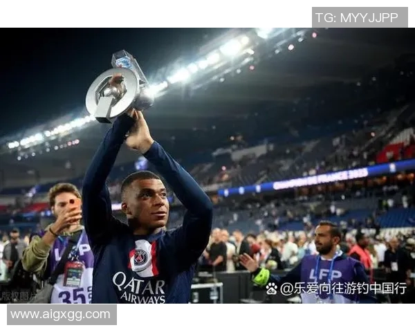 足球主播挑战球星排名榜 直击顶级球员实力差距与激烈竞争