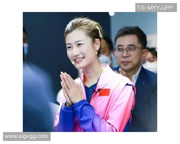 足球球星如何看待乒乓球冠军丁宁的运动精神与竞技表现